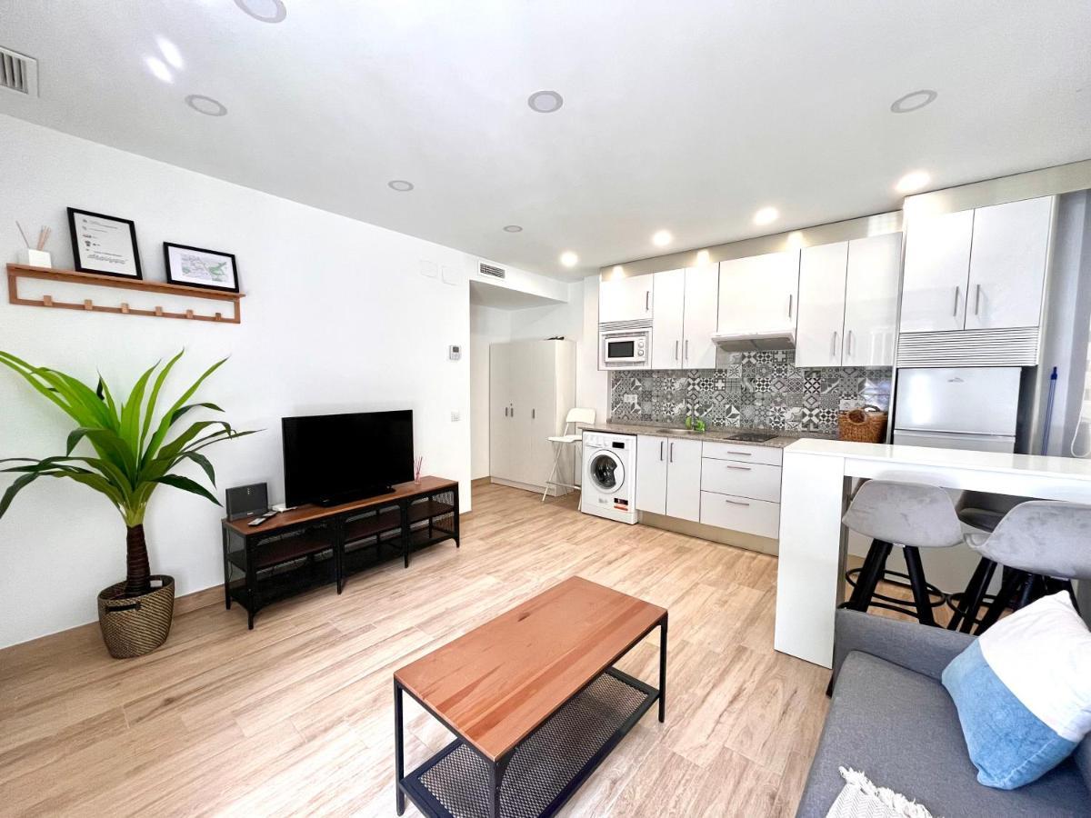 Maximilian 3 Apartment Madrid Bagian luar foto