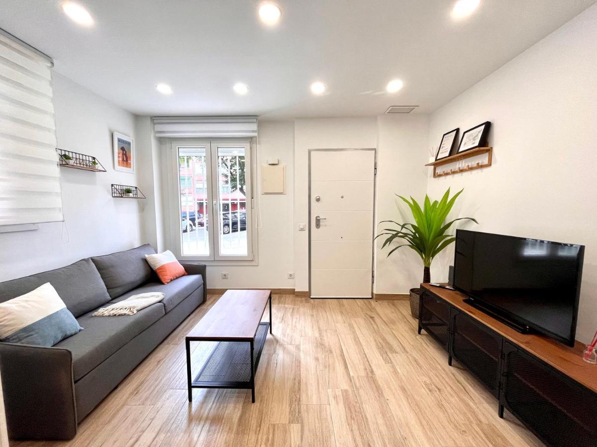 Maximilian 3 Apartment Madrid Bagian luar foto