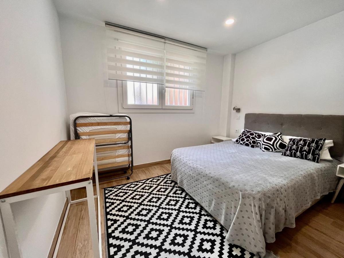 Maximilian 3 Apartment Madrid Bagian luar foto